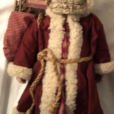 Sarahâ€™s Attic 1990 Santa #170 (17â€)