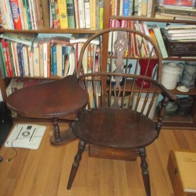 Windsor right-handed Writing Arm Chair 