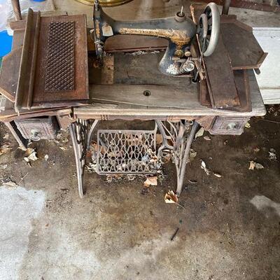 Estate sale photo