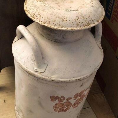 https://www.ebay.com/itm/124574983869	TR8031 Vintage Pink Metal Milk Can Pickup Only		BUY-IT-NOW	 $20.00 

