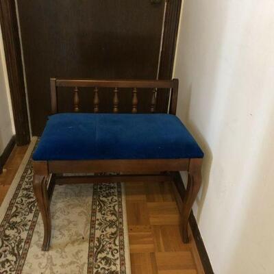 https://www.ebay.com/itm/124576352547	TR8036 Vintage Vanity Bench Pickup Only		BUY-IT-NOW	 $30.00 
