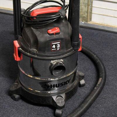 Husky 4 Gallon Wet / Dry Vacuum & Blower
