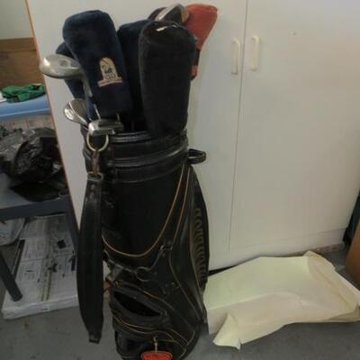 MEN'S GOLF CLUBS WITH BAG