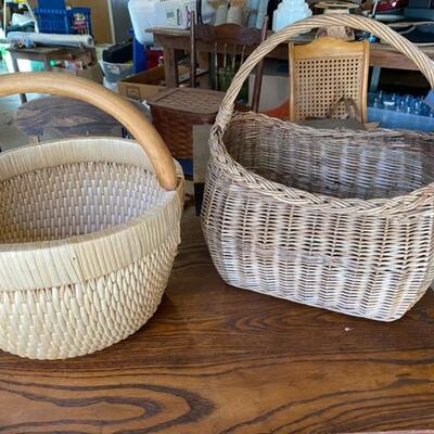 Medium sized baskets