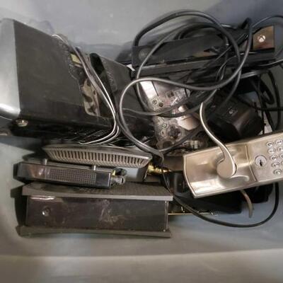 #1152 â€¢ Three Modems, Electronic Door Lock, Xbox Kinect without console, and more
