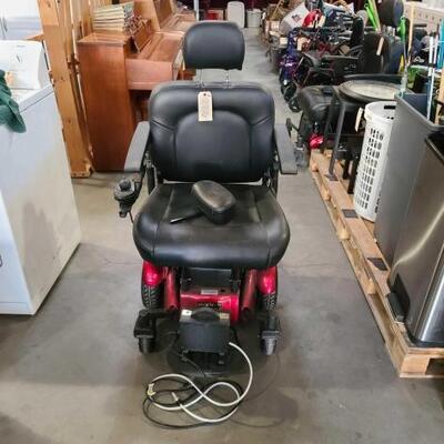 2216 • Golden Compass Electruc Wheelchair And Charger