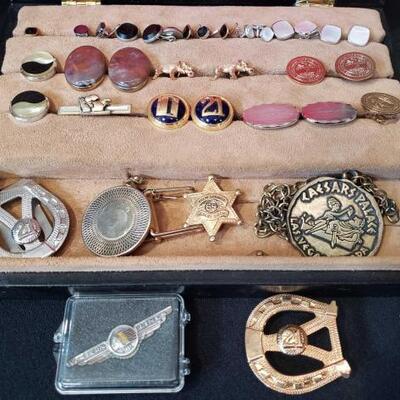 #902 â€¢ Cuff Links, Pins, Tie Clip and More with Jewelry Box