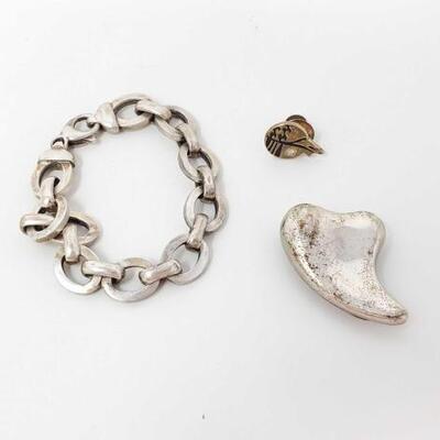 #480 • Sterling Silver Clip, Pin, And Chain
