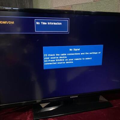 Lot 1106: Samsung 32" Television