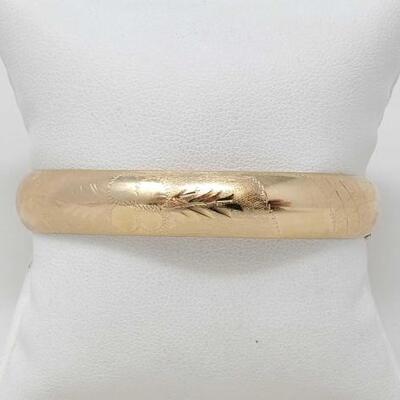 270	

14k Gold Bangle Bracelet, 13.2g
Weighs Approx 13.2g