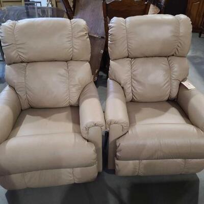 #2148 • 2 Recliners