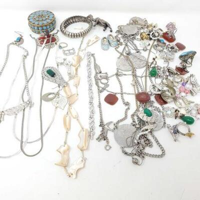 #538 • Costume Jewelry