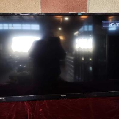 Lot 1116: 50" Sanyo Television