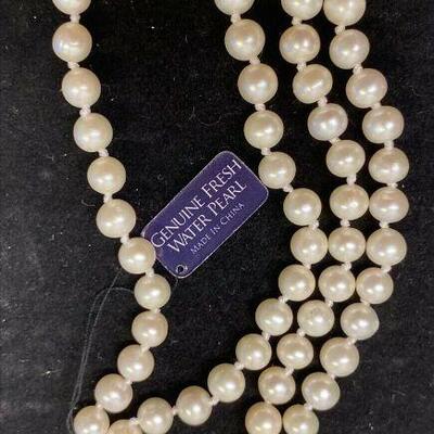 https://www.ebay.com/itm/115387214640	LB1068 GENUINE FRESH WATER PEARLS WITH STERLING CLASP NECKLACE		Auction 	 Starts 05/20/2022 After 6...