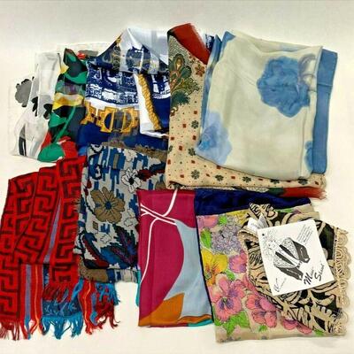 https://www.ebay.com/itm/125319140558	LB1043 LOT OF 9 SCARVES INCLUDES SILK, WOVEN AND MORE 		Auction 	 Starts 05/20/2022 After 6 PM 
