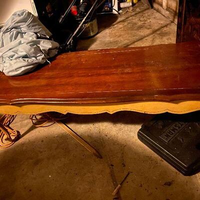 https://www.ebay.com/itm/124606651740	TR8081 Antique French provincial Coffee Table Estate Sale Pickup		OBO	 $75.00 

