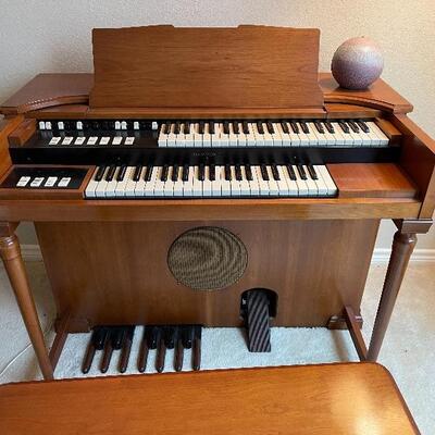 Hammond organ needs tlc