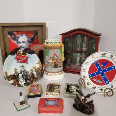 Collection of Civil war and Robert E. Lee memorabilia. Includes plates, playing cards and more. Stein 9.5" Plates 9" Framed...
