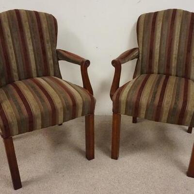 1067	PAIR OF HICKORY CHAIR CO UPHOLSTERED ARM CHAIRS, 26 IN WIDE X 37 IN HIGH

