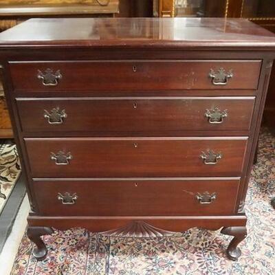 1012	MAHOGANY 4 DRAWER CHEST, HAS REEDED 1/4 COLUMNS, 37 1/2 IN WIDE X 38 IN HIGH
