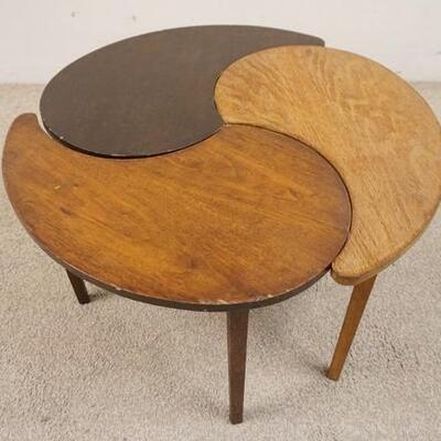 1050	SMALL MID CENTURY MODERN 3 PIECE PUZZLE TABLE, 30 IN DIAMETER TOGETHER, 17 5/8 IN HIGH
