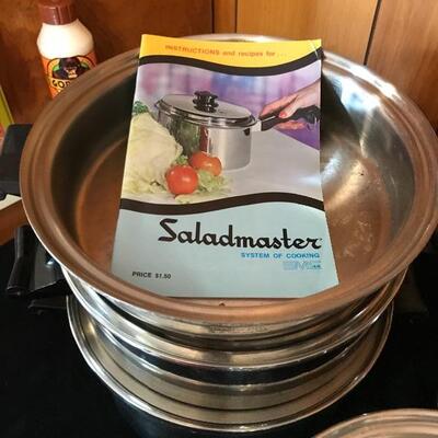 17 piece MINT Condition SaladMaster pots and pans set