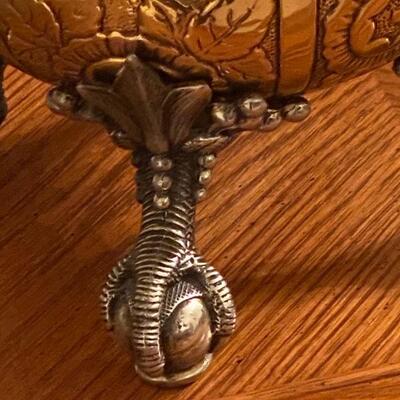 Ball and claw feet on the Bradley and Hubbard lamp