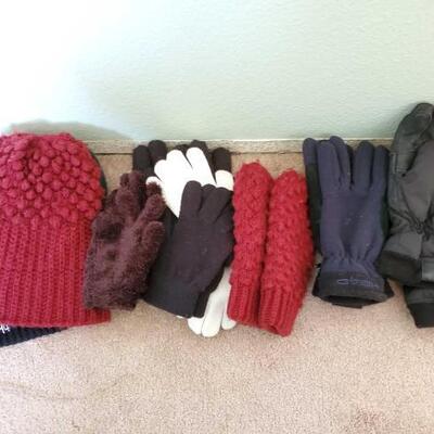 #5000 â€¢ Cold Weather Gloves and Beanies