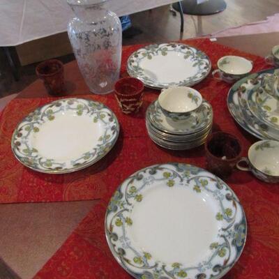 1907 Royal Staffordshire Pottery 34pc set.