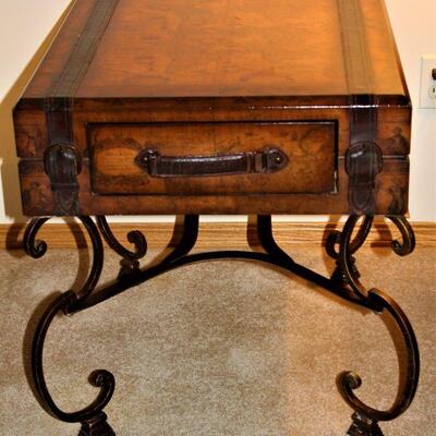 Handsome olde world styled end table.