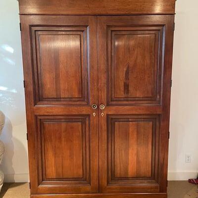 HENREDON ARMOIRE
51”w x 20”d x 80”h
Perfect condition!
$850.00 NOW $500.00