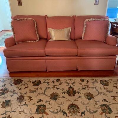 Needs a great home! Thomasville - excellent condition 