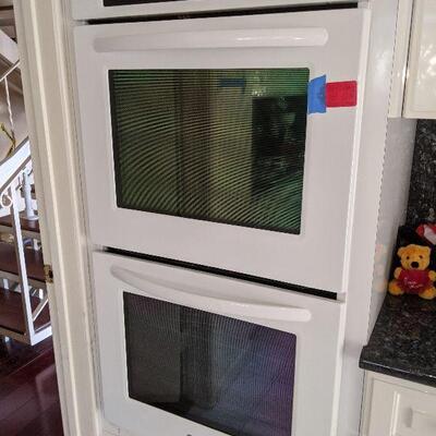 Kitchen Aid Oven for sale - make offer (owner will remove for buyer)