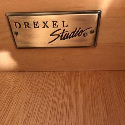 Drexel nightstand $125
28 X 18 X 26