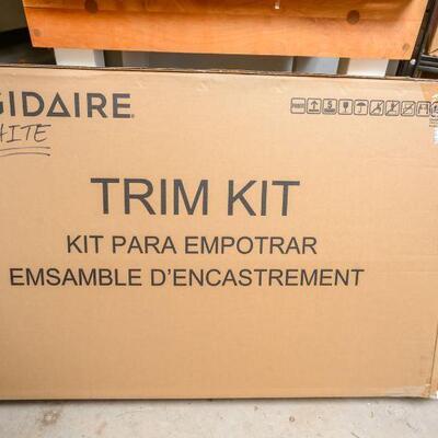 Brand New Microwave Trim Kit