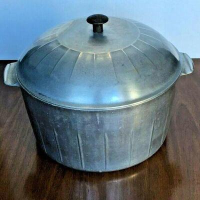 https://www.ebay.com/itm/124679434941	KG0053 ALUMINUM COOK POT BY HOUSEHOLD INSTITUTE Local Pickup		Buy-It-Now	19.99...