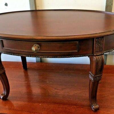 KG0047	https://www.ebay.com/itm/114764935146	KG0047 OVAL SHAPE COFFEE TABLE WITH DRAWER  Local Pickup		Buy-It-Now	 $49.99 
