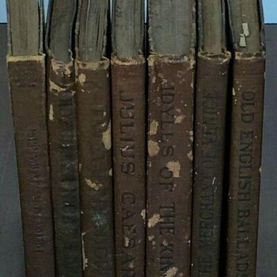 https://www.ebay.com/itm/124679385694	KG0059 VINTAGE SHAKESPEARE 7 BOOK COLLECTION PRE 1920		Buy-It-Now	39.99
