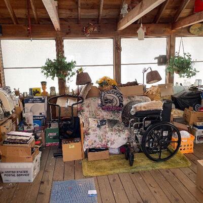 Estate sale photo