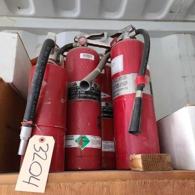 3204	

6 Fire Extinguishers
6 Fire Extinguishers