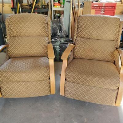 Set of matching Lane recliners. Chairs have a tan tapestry fabric with wooden frame and arms. Arms do have some scratches on them. Pet...