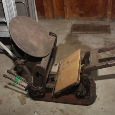 Estate sale photo
