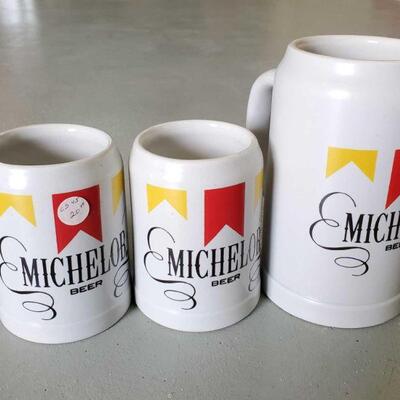 11914	

3 Matching Michelob Mugs
3 Matching Michelob Mugs
