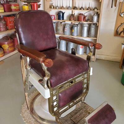 50	

Antique Theo A Kochs Barber Chair
Measures approx 36