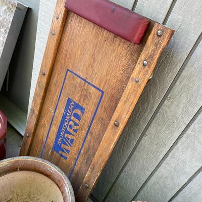 Estate sale photo