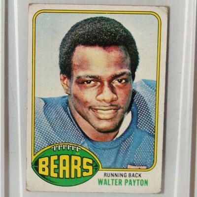 1976 Topps Walter Payton Rookie Card #148