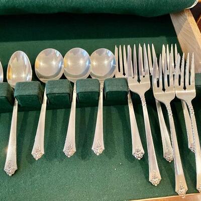 Royal Crest Sterling Silver Set 37 Pieces $1,200 (FIRM PRICE) 1,314g 

