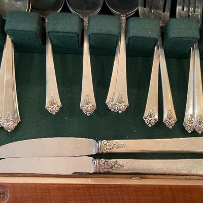 Royal Crest Sterling Silver Set 37 Pieces $930 (FIRM PRICE) 1,314g 
