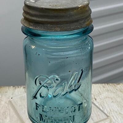 This auction has a wonderful collection of Farmhouse Blue Mason Jars and Dairy Bottles