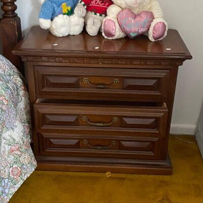https://www.ebay.com/itm/114745584952	CT7005 Mid Century Modern Small Chest Nightstand Local Pickup	Auction

